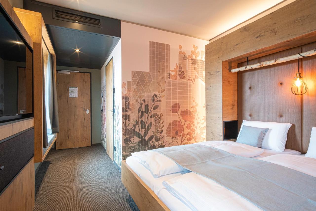 Riku Hotel Reutlingen Zewnętrze zdjęcie