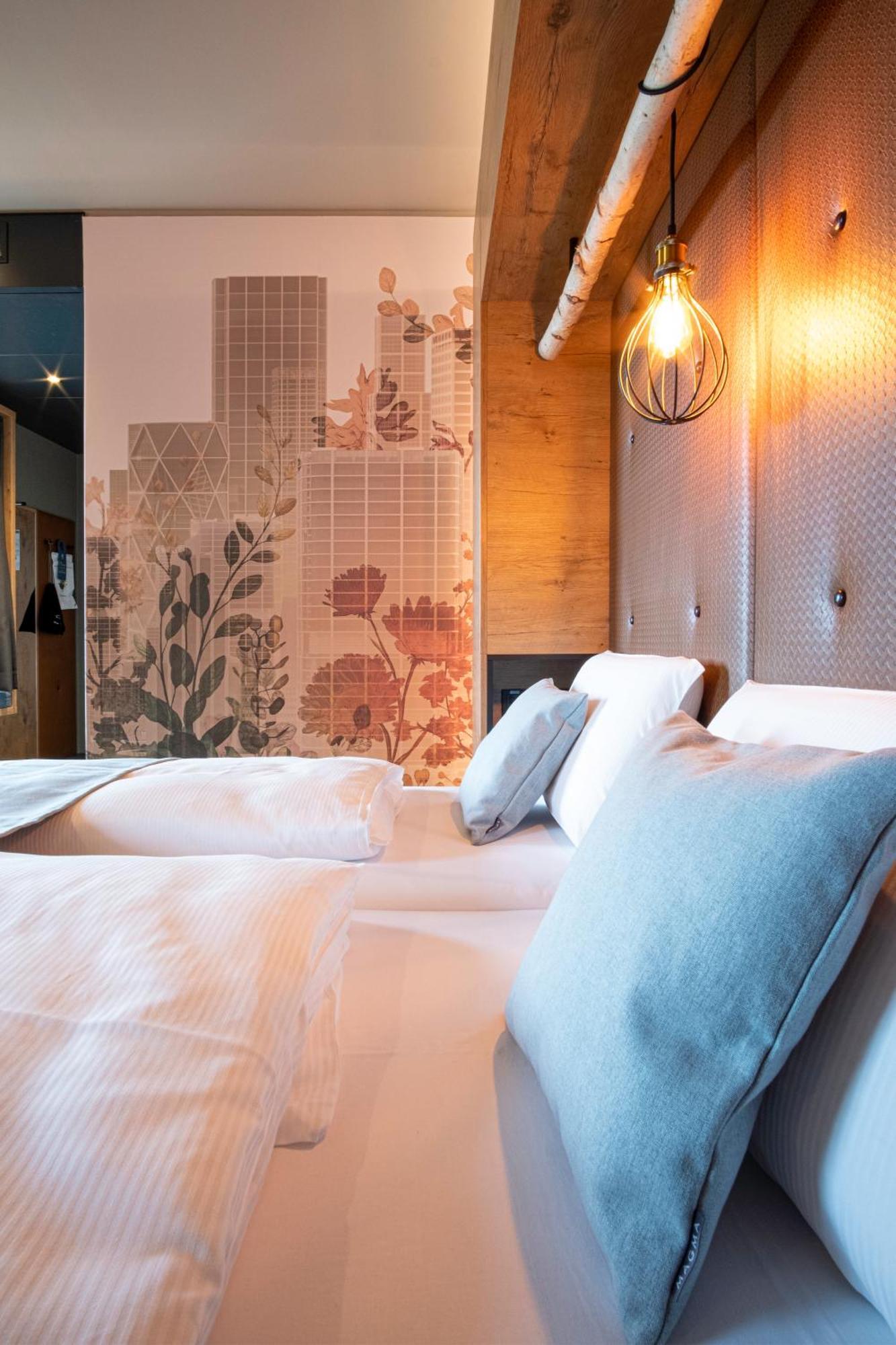 Riku Hotel Reutlingen Zewnętrze zdjęcie